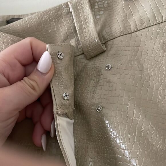 JORDAN SKIRT by 4SI3NNA - Women's sleek mini skirt - size Medium - Picture 11 of 16